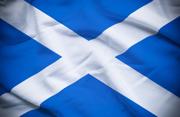 Midwives urge pregnant women in Scotland to get COVID-19 vaccine
